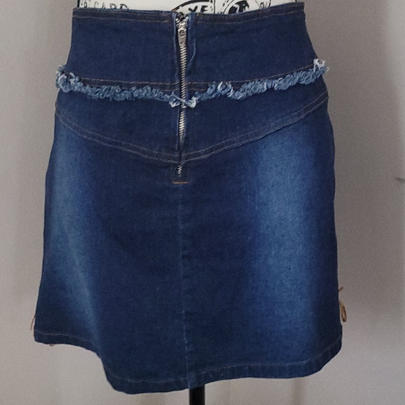 Village Jeans Dark Denim Skirt side leg ties sz 15 - Picture 2 of 3